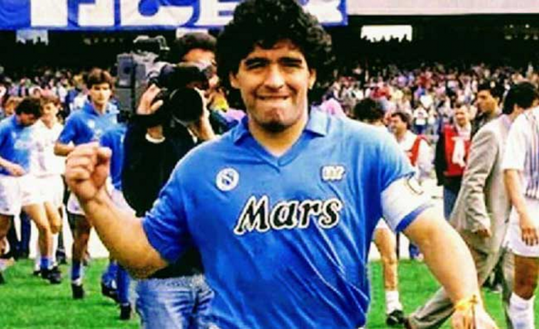 Morte Maradona, spuntano degli audio: “Il ciccione è morto”