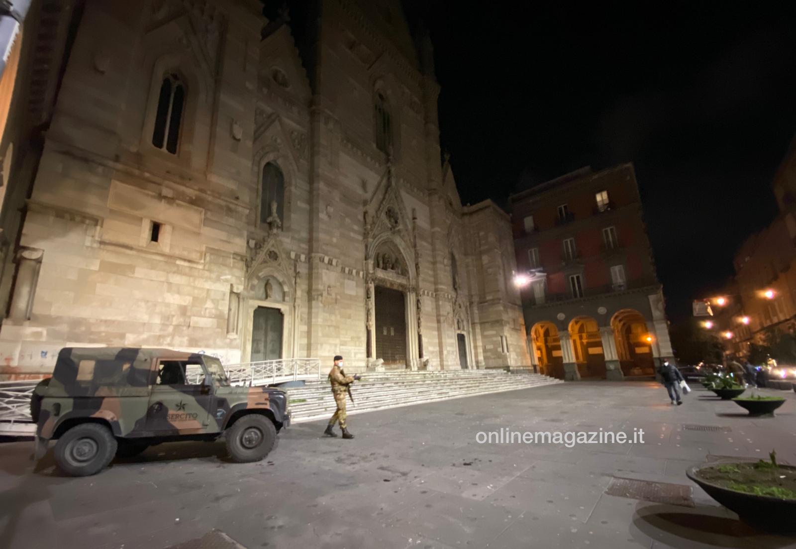 Napoli, niente miracolo di San Gennaro: piazza Duomo si svuota