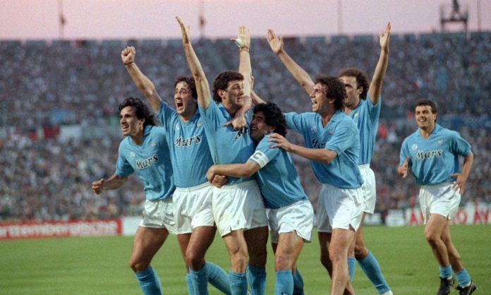 Morte Maradona, il ricordo emozionante di Gianni Francini a Zona Stabia: “Che onore giocare nel Napoli di Diego”