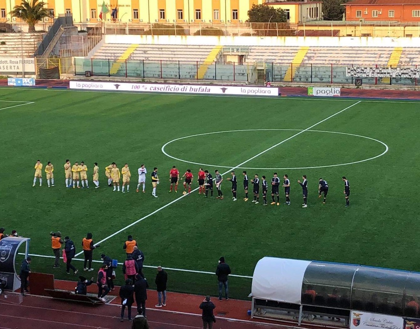 La Casertana la ribalta nella ripresa, la Cavese termina in nove: 2-1 al Pinto