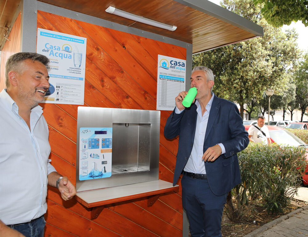 Inaugurata la casa dell’acqua a San Giorgio a Cremano, iniziativa di Velia Ambiente