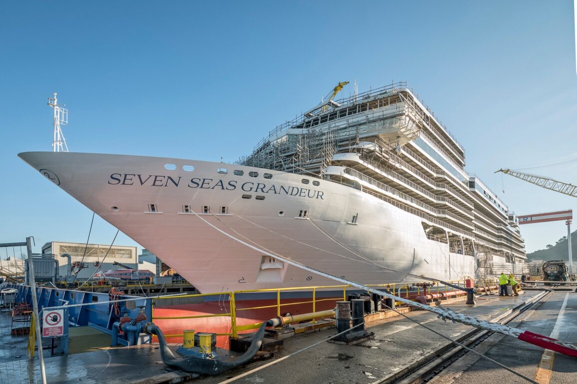 Fincantieri, varata ad Ancona la nave “Seven Seas Grandeur”